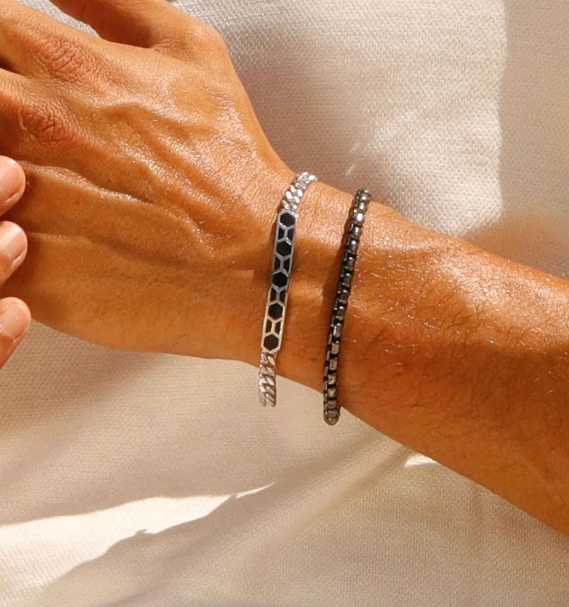 Box Chain Bracelet in Black Rhodium