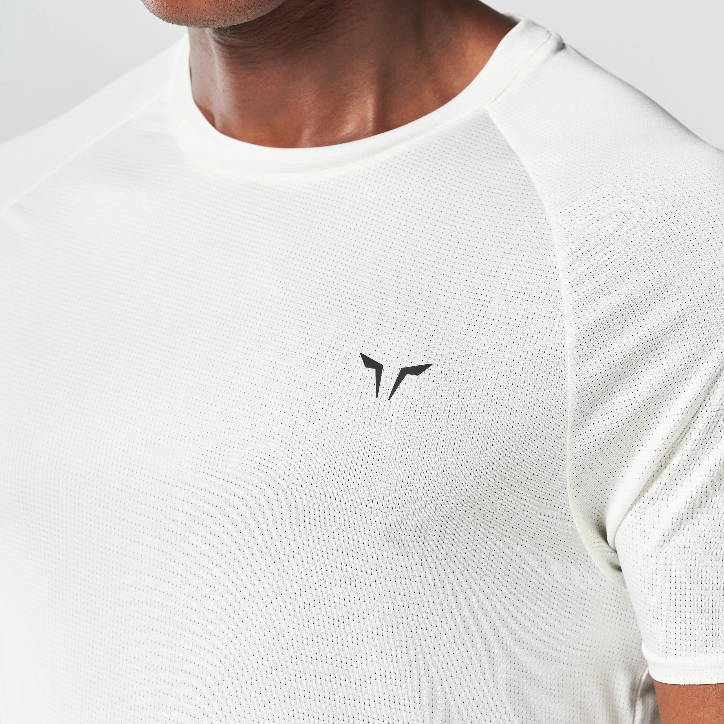 Core Mesh Tee 2.0 - Pearl White