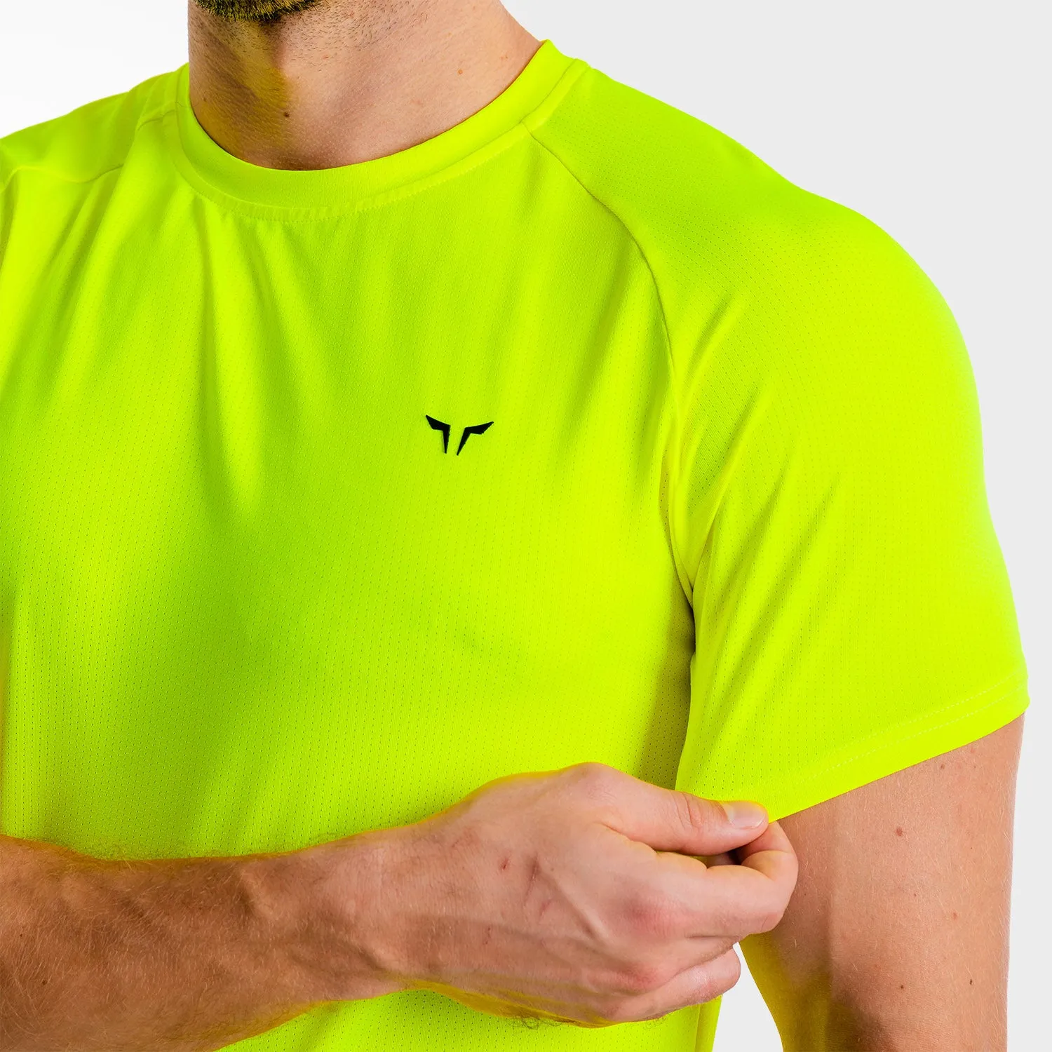 Core Mesh Tee - Neon