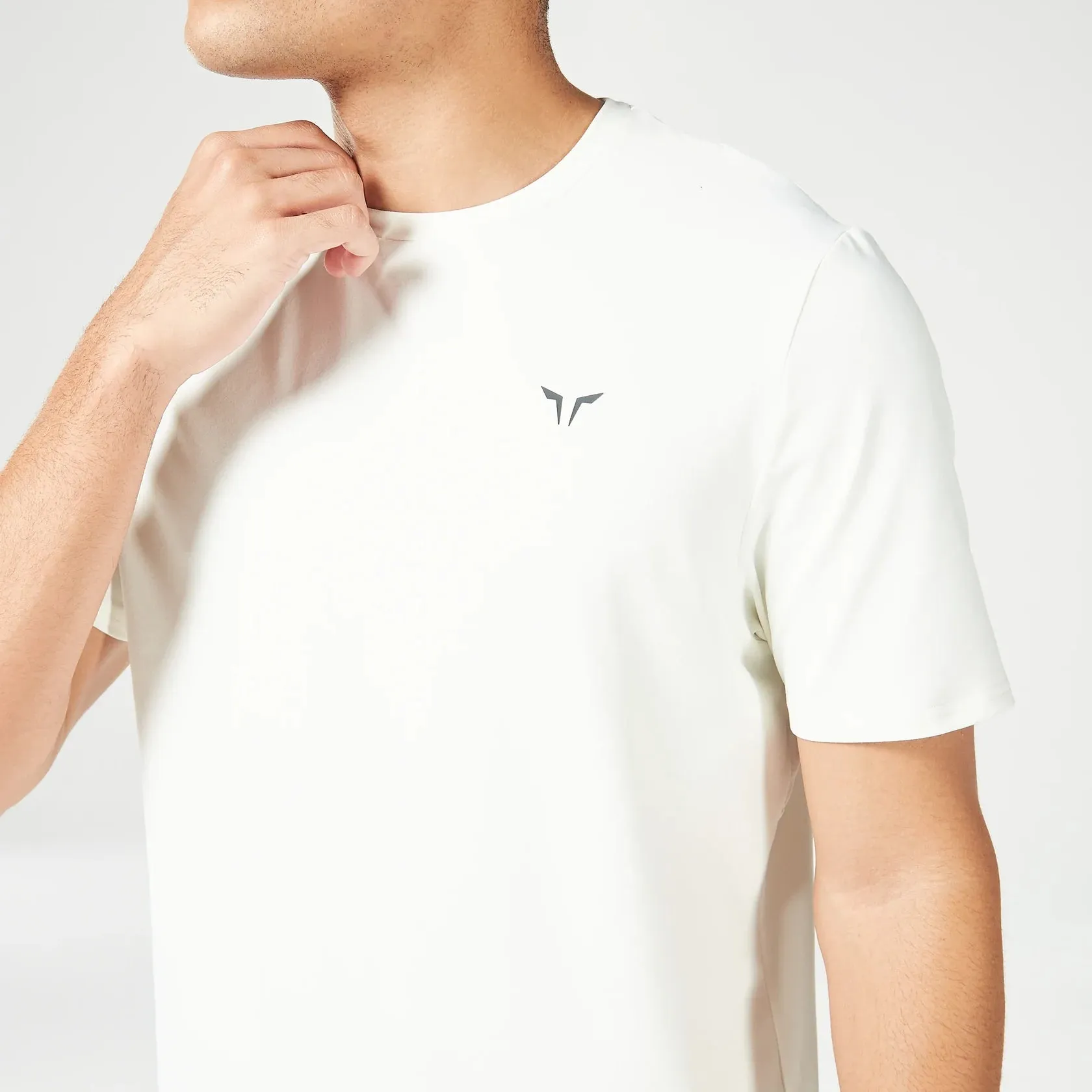 Essential Gym Tee - Pearl White