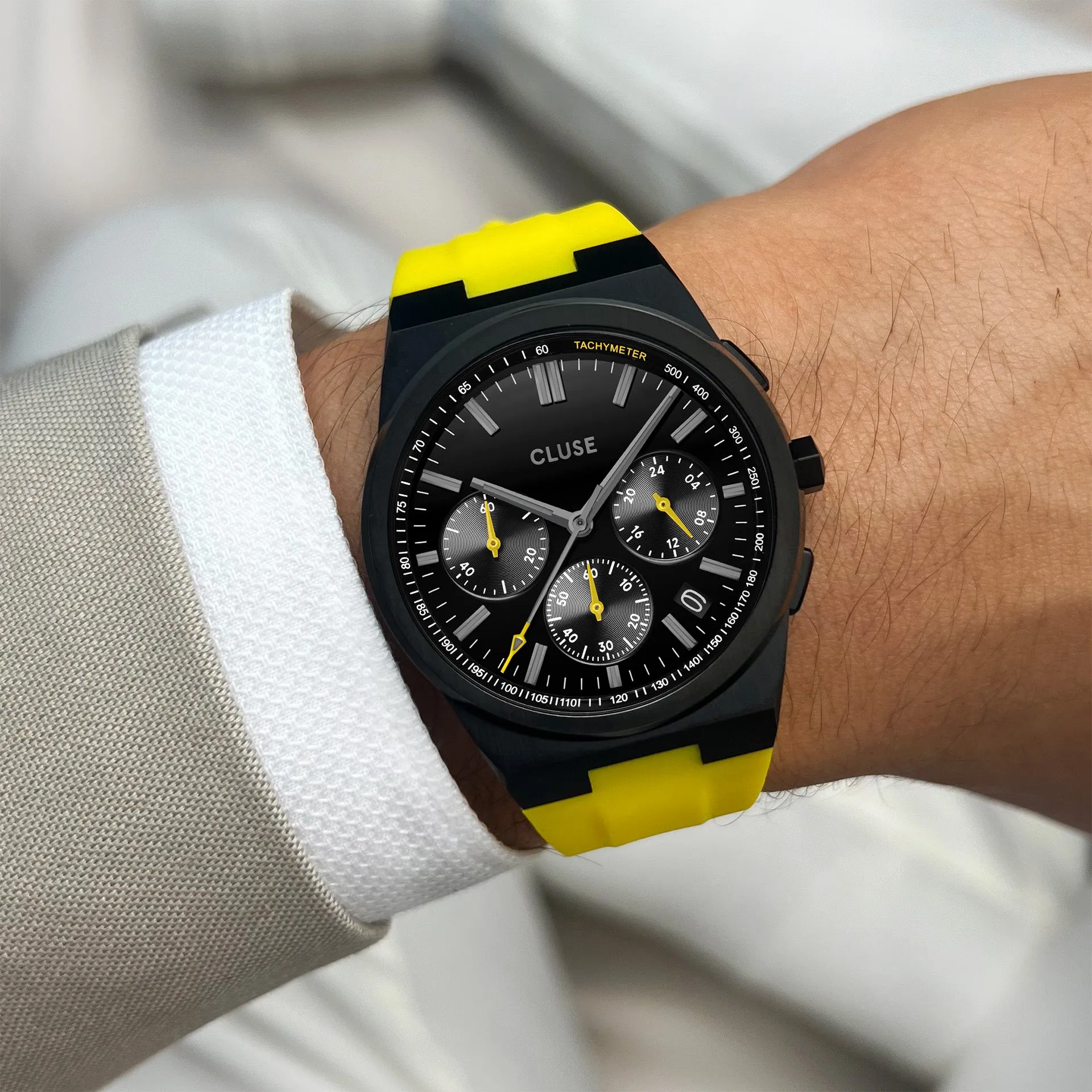 Vigoureux Chrono Watch Silicone Yellow, Black Colour